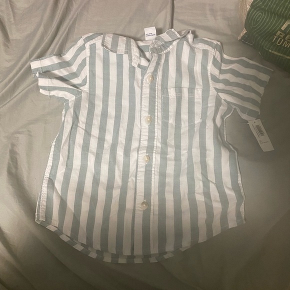 Button up - Picture 1 of 1